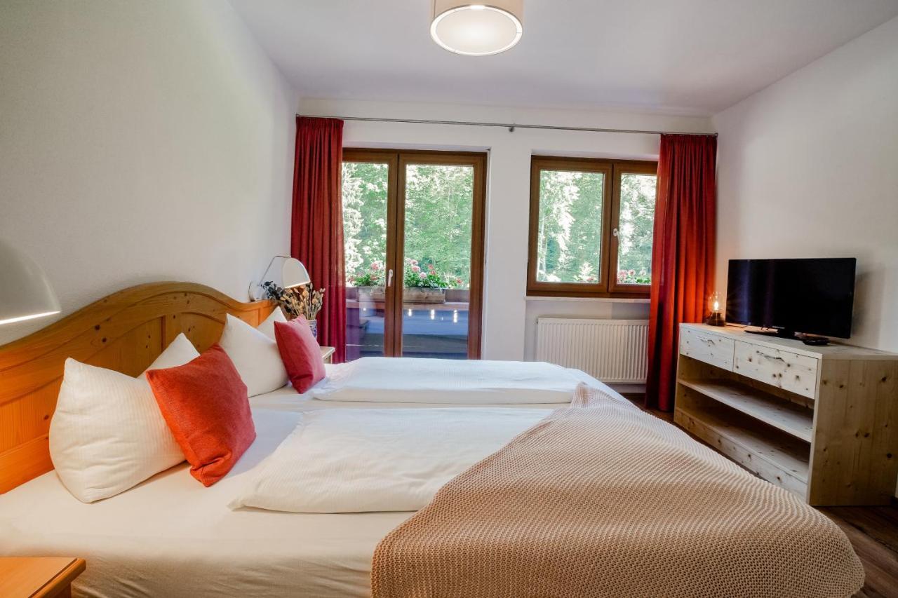 Der Laerchenhof Ferienwohnungen Schoenau am Koenigsee Luaran gambar
